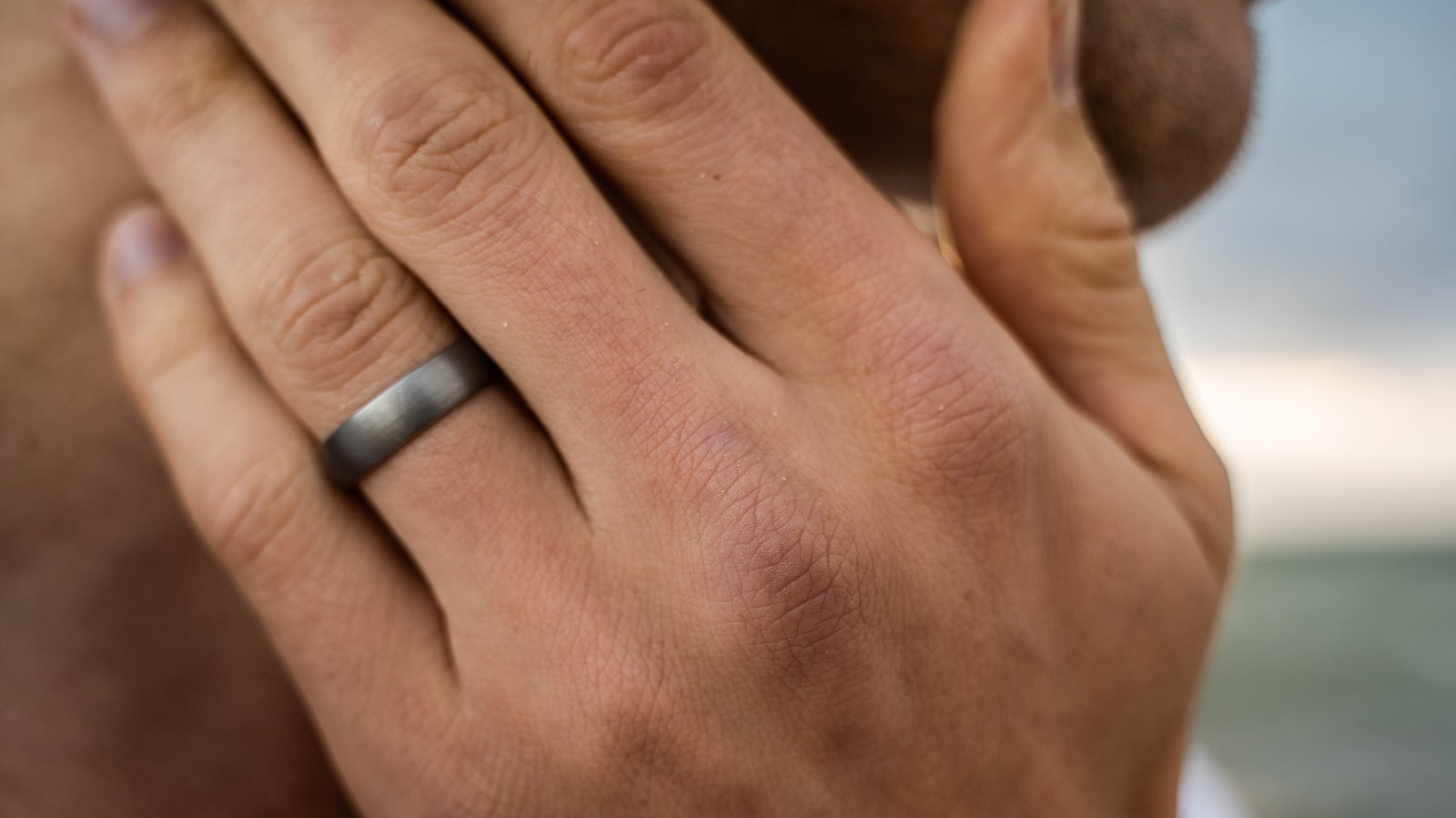 Man wearing Tungsten Mens Wedding Ring